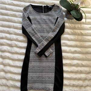 H&M Black and Gray Patterned Long Sleeve Dress